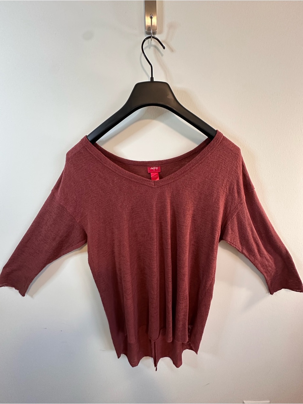 Day trip Dusty Rose V-Neck Lightweight Women's Sweater